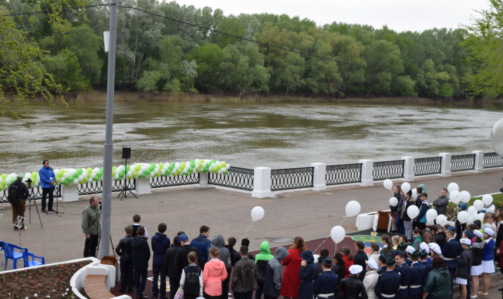 Выступление А.А.Чибилёва перед учащимися школ города Оренбурга