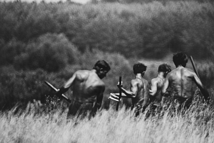 "Mowers". Photo: Alexey Vasilyev, finalist of the III RGS photo contest "The Most Beautiful Country"